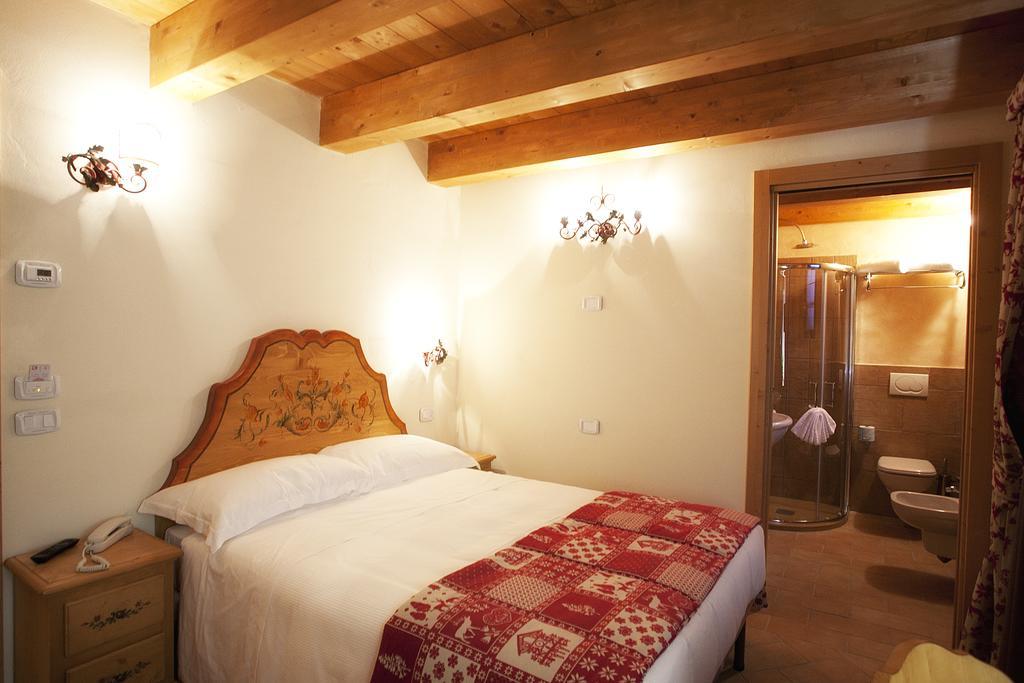 Garni Astoria Hotel & Spa روكاراسو الغرفة الصورة