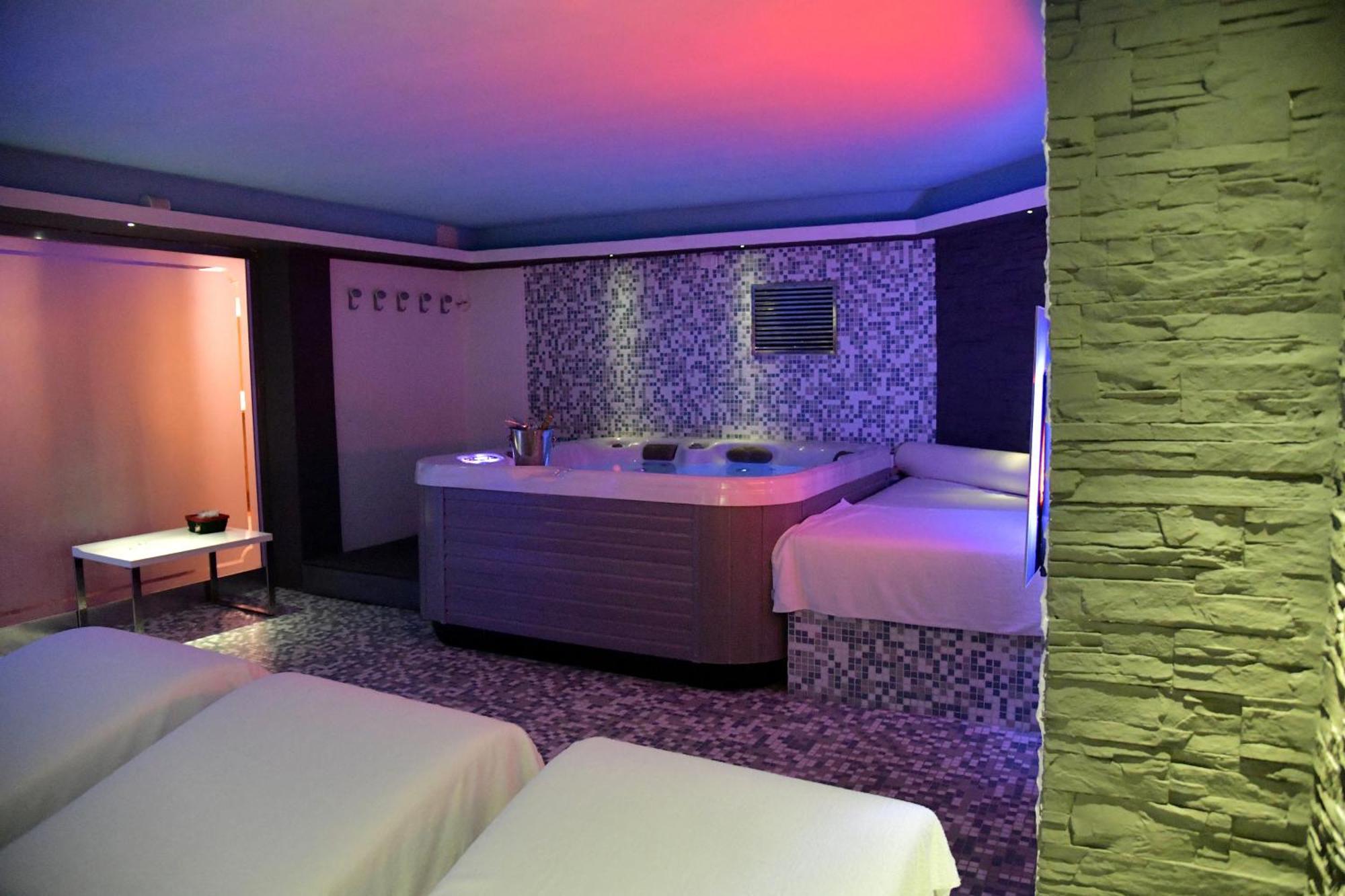 Garni Astoria Hotel & Spa روكاراسو المظهر الخارجي الصورة