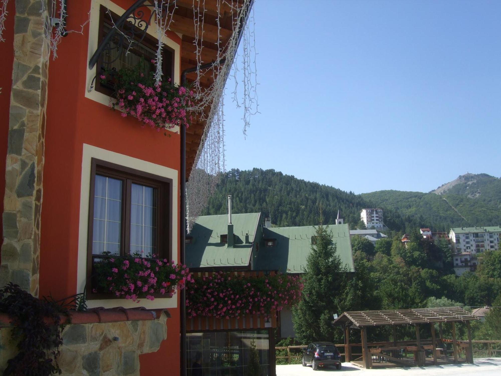 Garni Astoria Hotel & Spa روكاراسو المظهر الخارجي الصورة